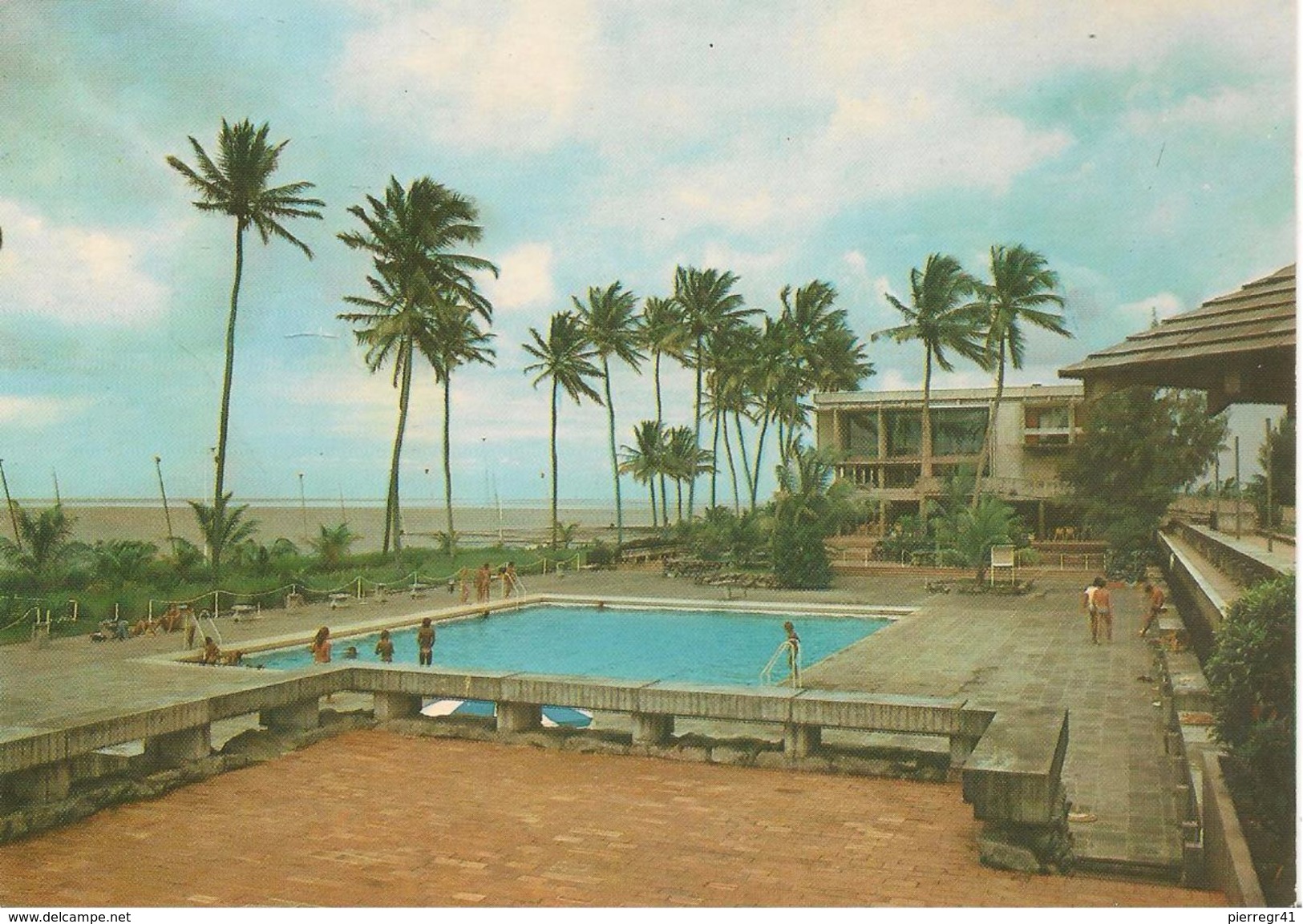 CPA-1975-GUYANE-KOUROU-HOTEL Des ROCHES-La PISCINE-TBE - Autres & Non Classés