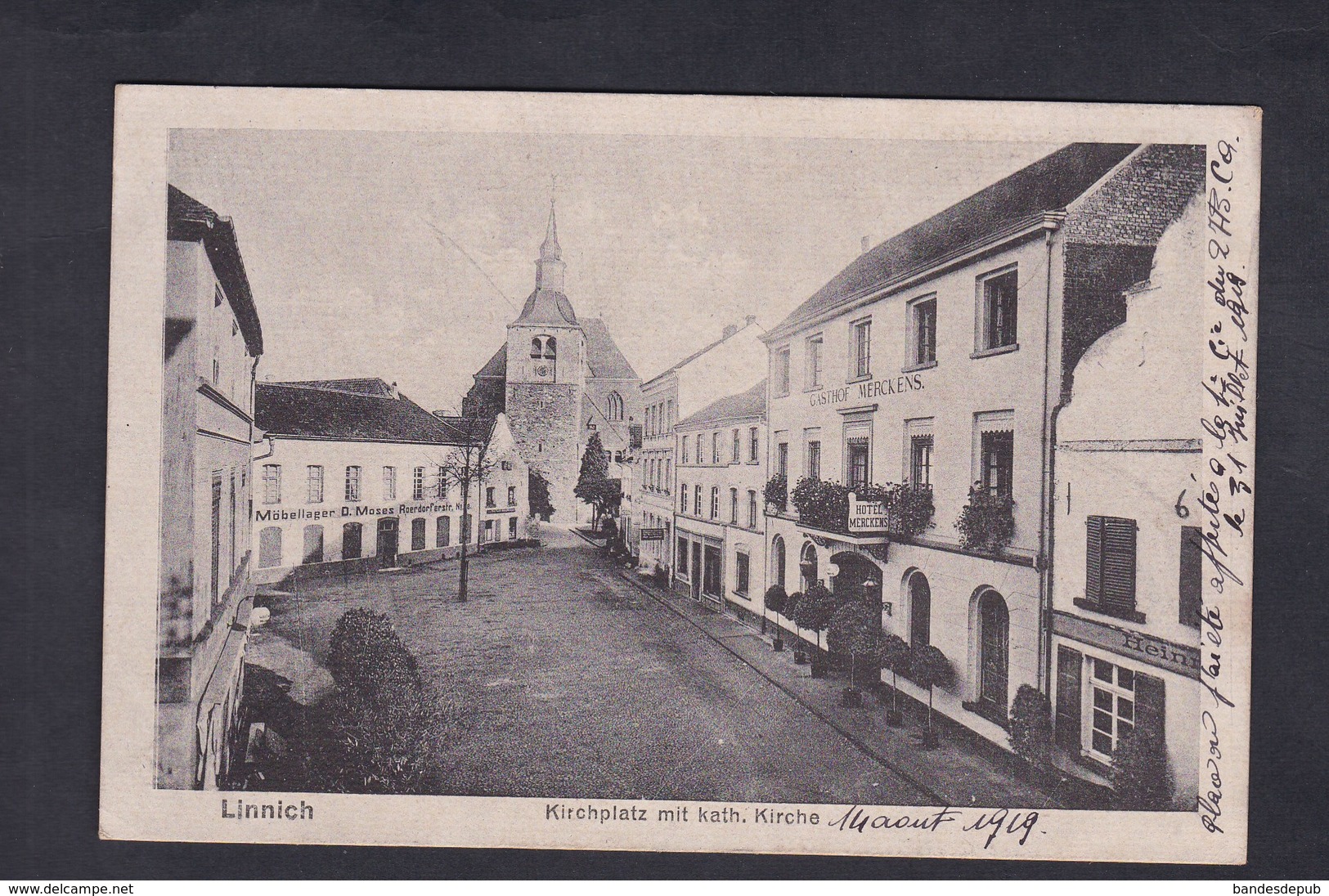 AK Linnich - Kirchplatz Mit Kath. Kirche  (  Ecrite Par Militaire De 1ère Compagnie Forces D' Occupation En Allemagne ) - Linnich