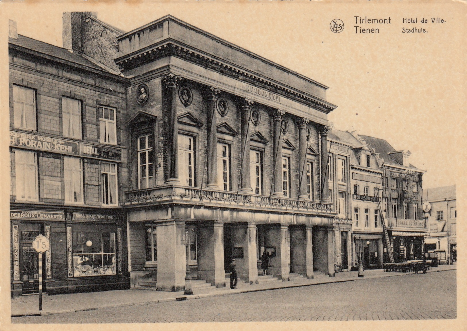 Tirlemont - Hôtel De Ville / Tienen - Stadhuis - Tienen