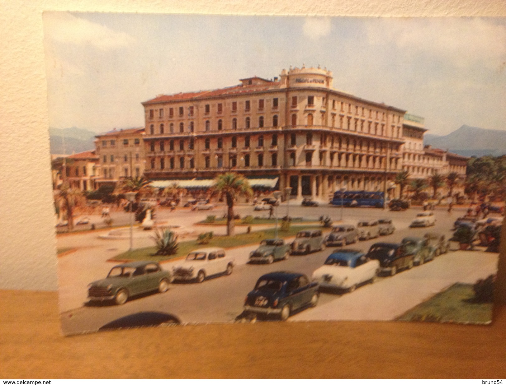 Cartolina Viareggio Piazza Puccini E Grande Hotel Principe Di Piemonte Viaggiata Anni 70 Auto Fiat 1100,topolino Cars - Viareggio