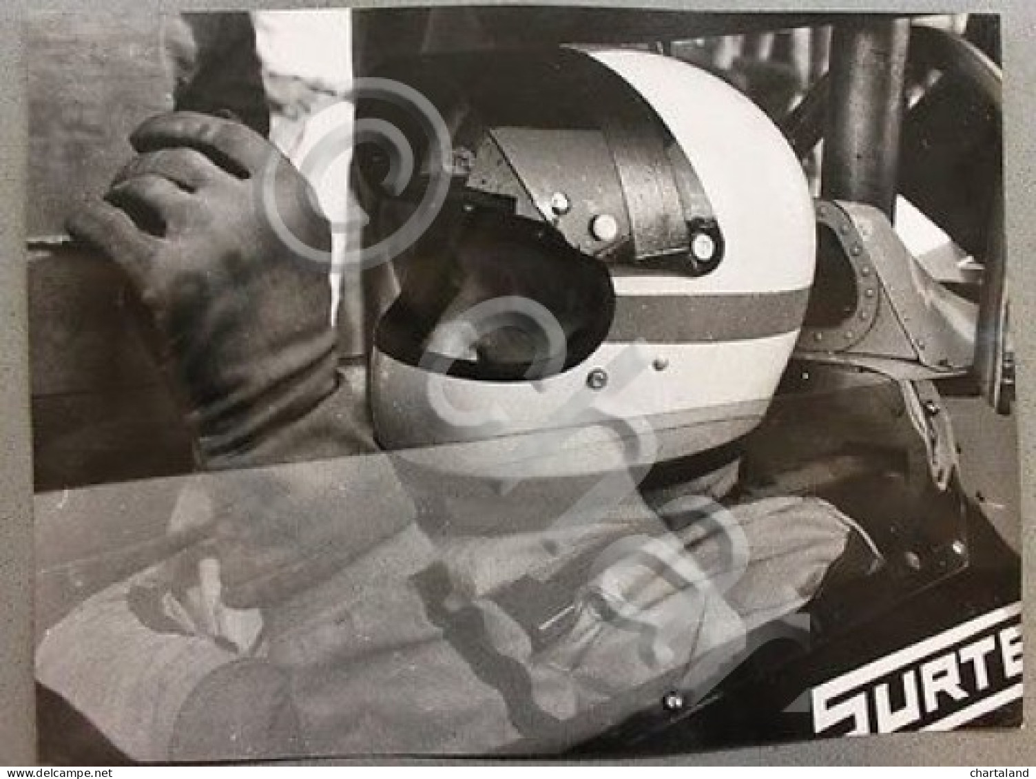 Automobilismo Fotografia - John Surtees 7 Su Surtees Ford TS 9 - 1971 Formula 1 - Altri & Non Classificati