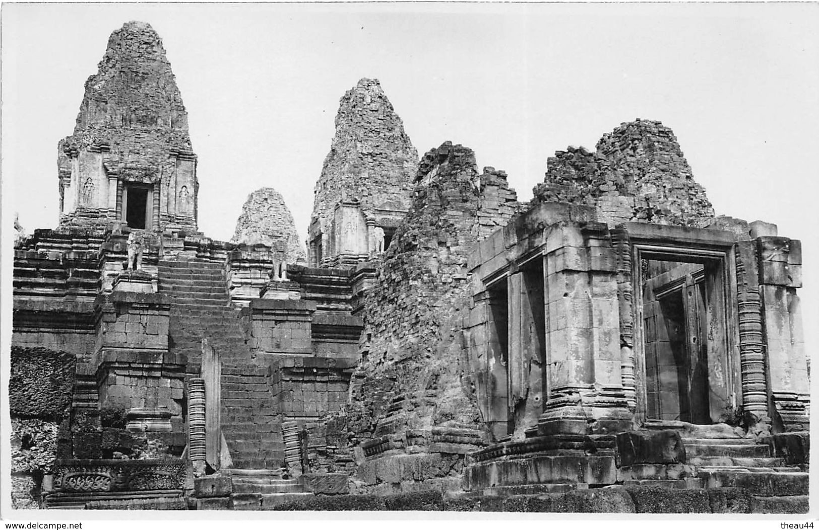 ¤¤  -  Carte-Photo Non Située   -  CAMBODGE  ??  -  Palais En Ruine , Statue  -  ¤¤ - Kambodscha