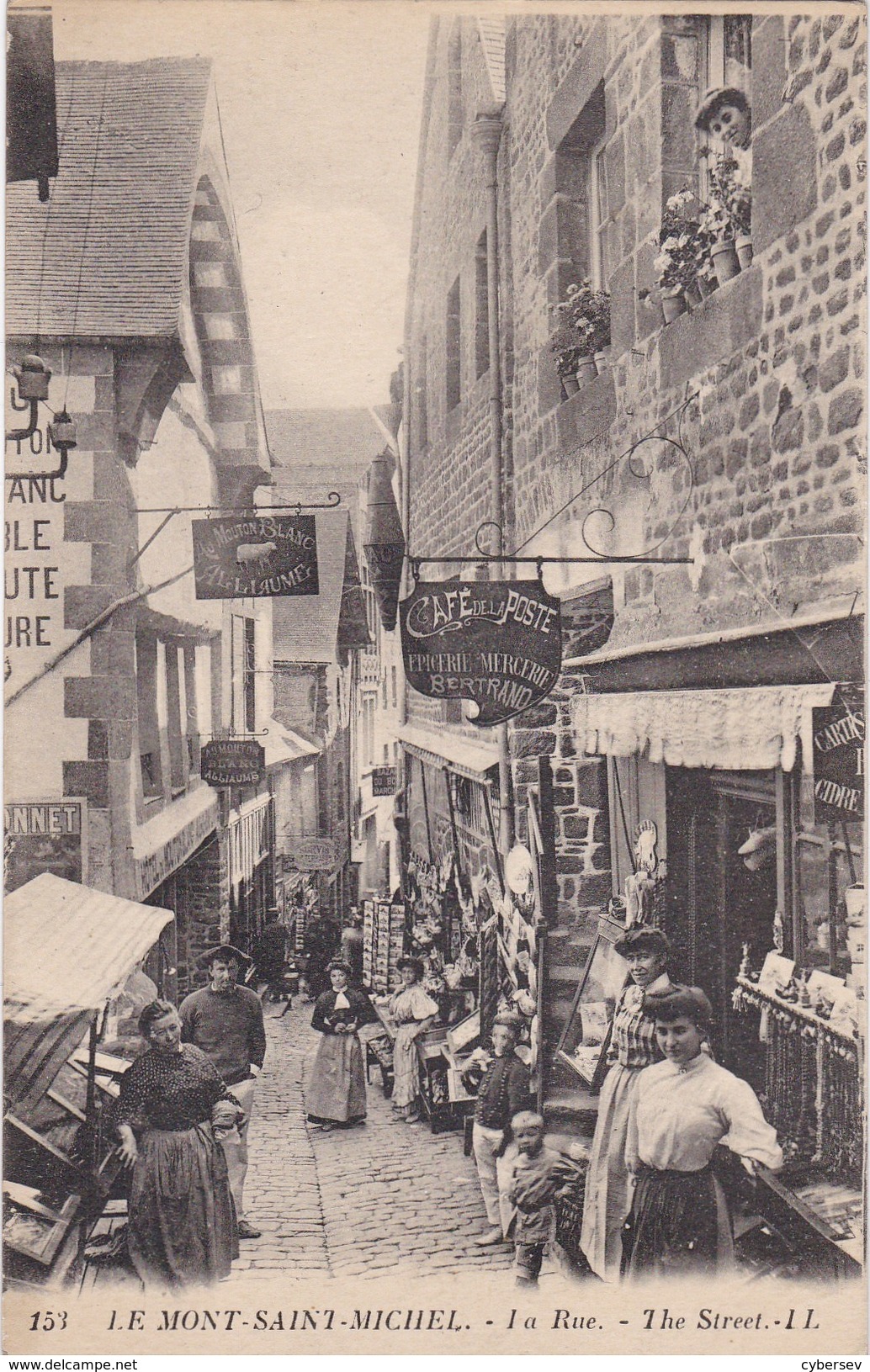 LE MONT SAINT-MICHEL - La Rue - The Street - Café De La Poste - TBE - Le Mont Saint Michel