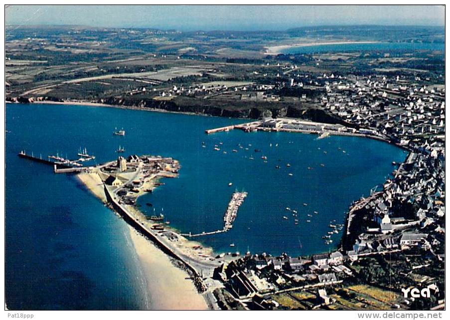 29 - CAMARET SUR MER ** Lot De 3 Cartes ** Vues Aériennes - CPSM CPM GF - Finistère - Camaret-sur-Mer