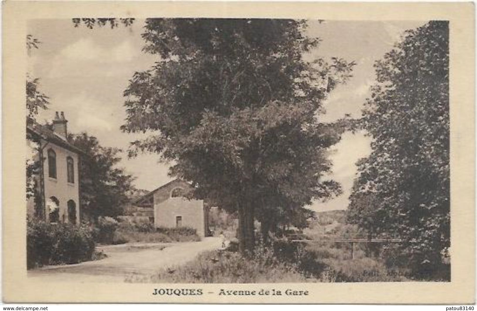 13. JOUQUES.  AVENUE DE LA GARE - Autres & Non Classés