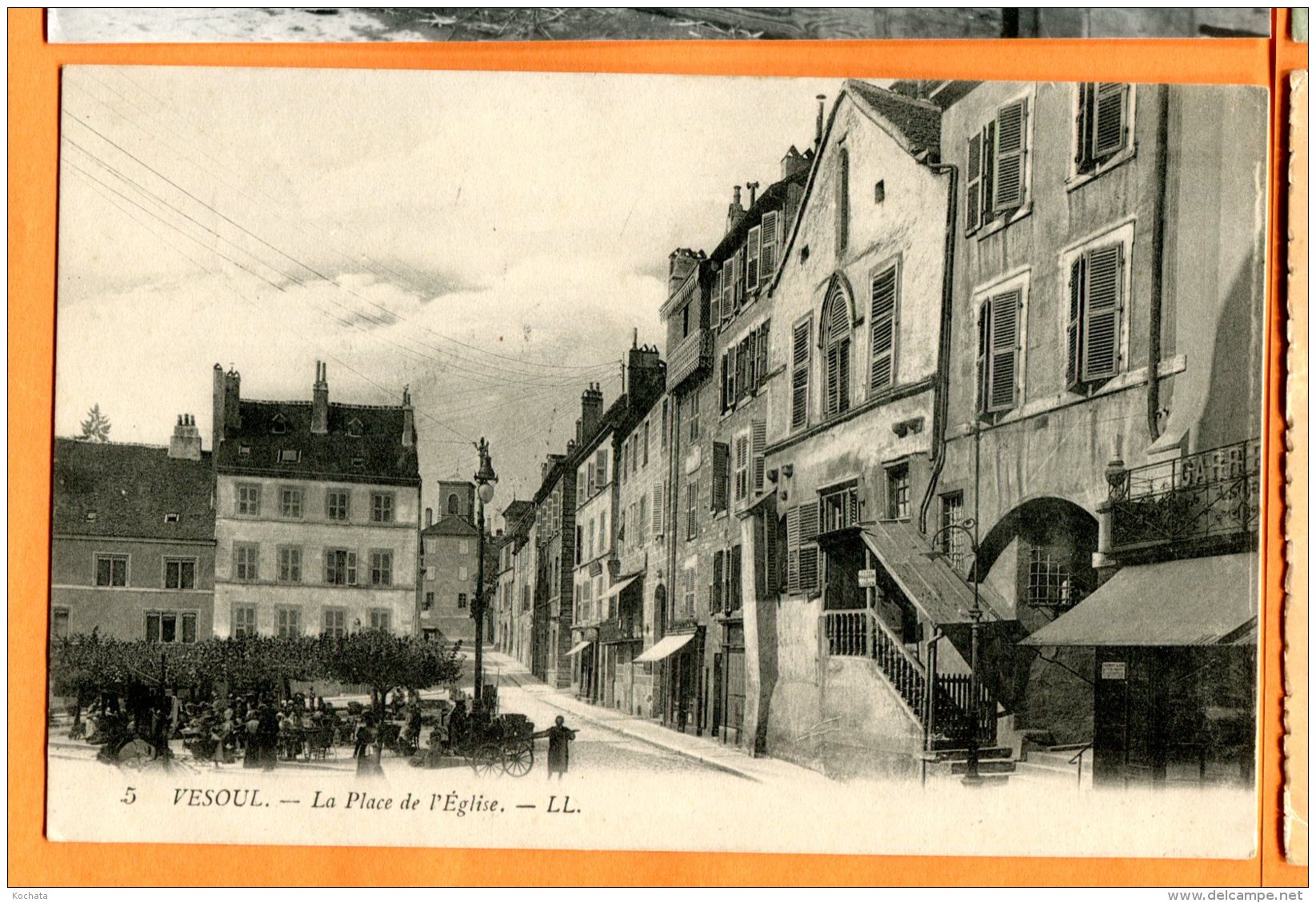 Z045, Vesoul, La Place De L'Eglise, 5,  Circulée 1915 Cachet Commandant Du Dépot Des Chevaux Blessés - Vesoul