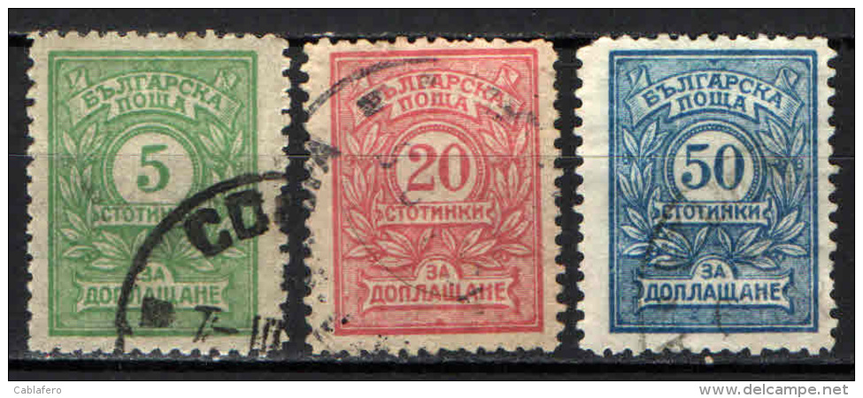 BULGARIA - 1915 - CIFRA IN UN CERCHIO E DECORO - USATI - Sellos De Servicio