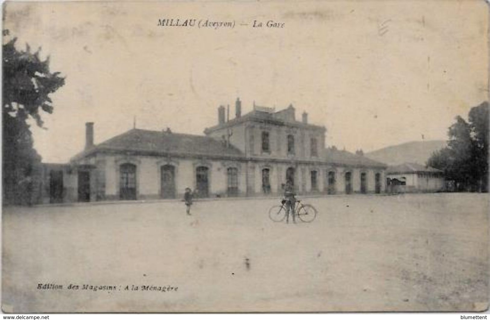 CPA Millau Aveyron Circulé La Gare - Millau