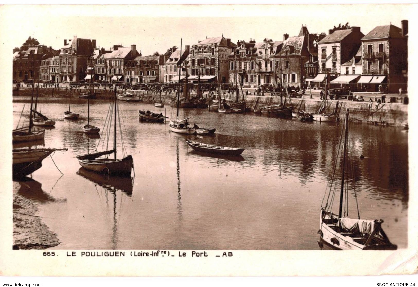 LOT N°9 - LOT DE + 30 CARTES LE POULIGUEN - LE CENTRE