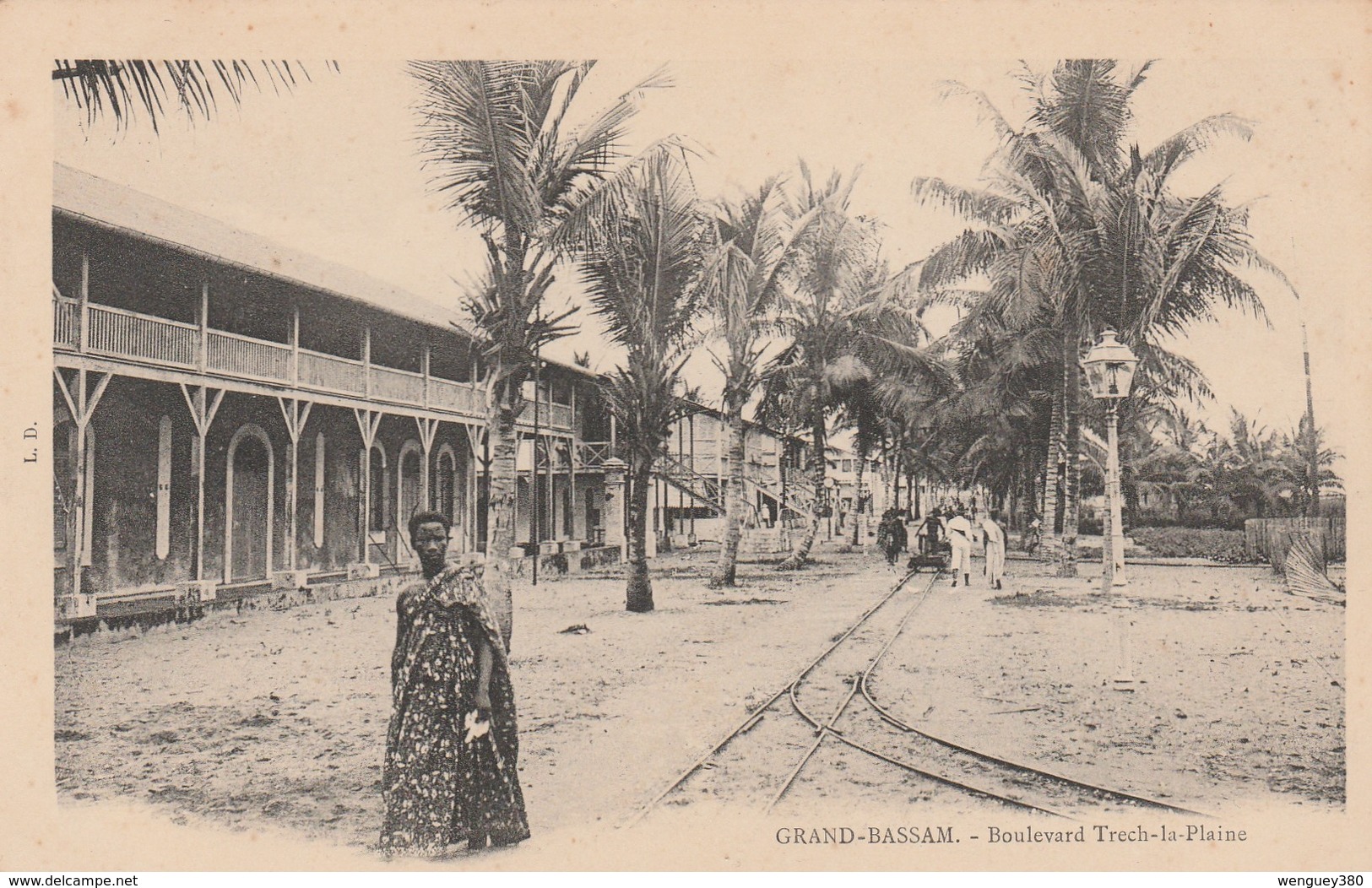 GRAND-BASSAM       Boulevard Trech-la-Plaine - Ivory Coast