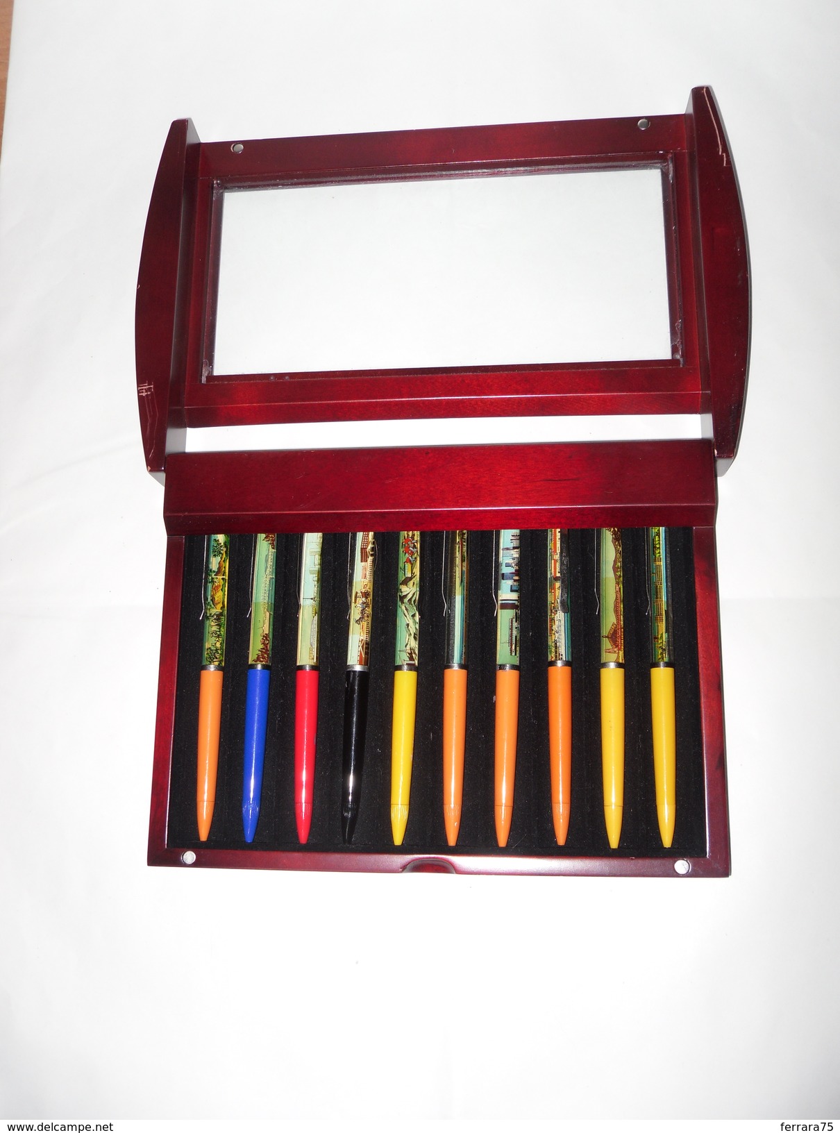 POOL OVER LOTTO SET COFANETTO DI PENNE VINTAGE ANNI 70 CON ACQUA VINTAGE - Pens