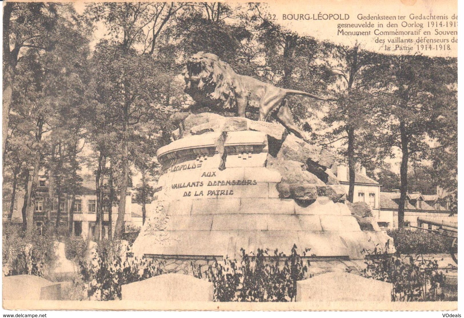 Bourg Léopold - CPA - Monument Commémoratif En Souvenir Des Vaillants Défenseurs De La Patrie - Autres & Non Classés