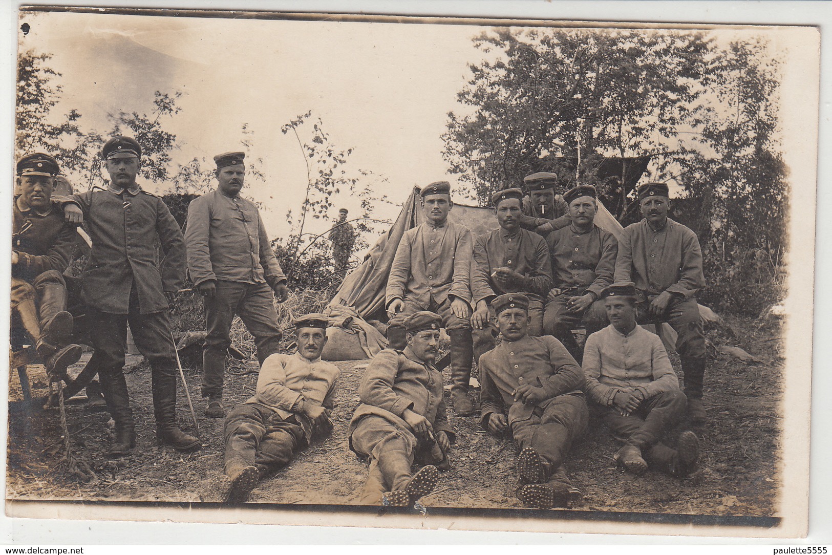 CPA ALLEMANDE-  Militaires Soldats Allemand Au Repos Tente  (guerre14-18)TBE - War 1914-18