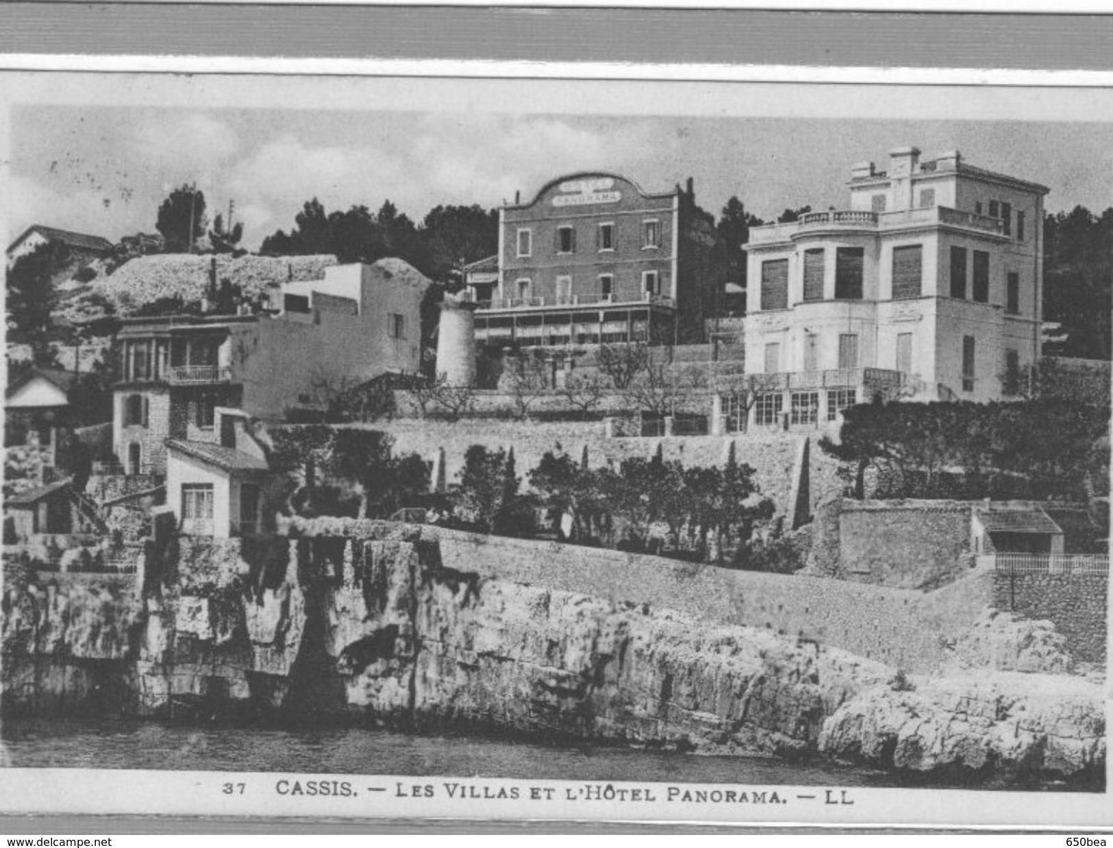 Cassis.Les Villas Et L'Hotel Panorama - Cassis