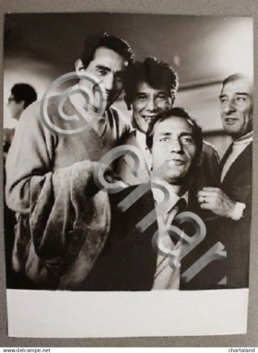 Fotografia Calcio Omar Sivori Walter Chiari Renato Rascel Campioni 1966 - Altri & Non Classificati