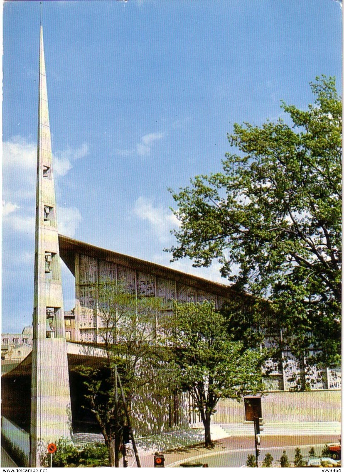 COLOMBES: Eglise St-Pierre, St-Paul - Colombes