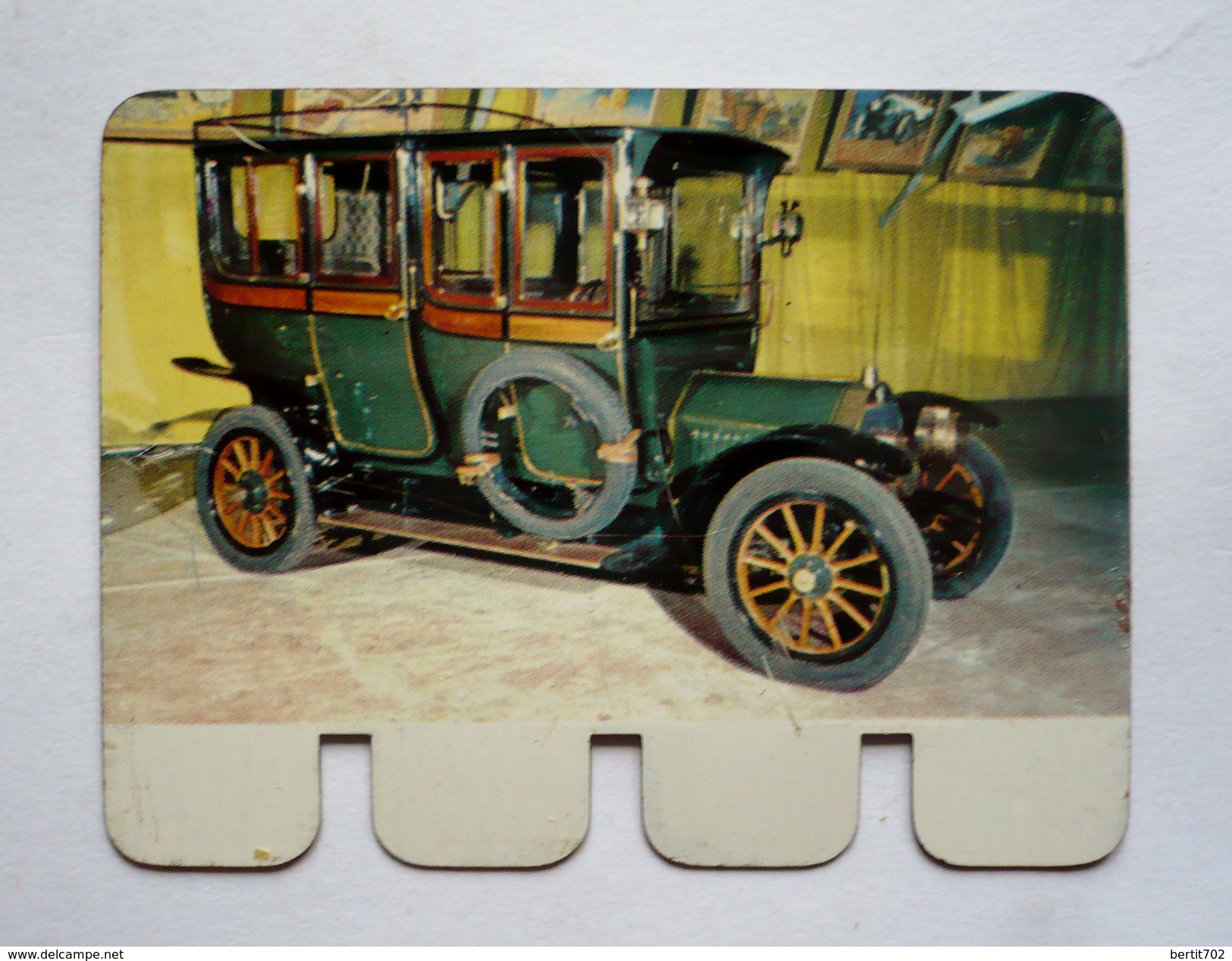 Plaquette Tôle Publicité COOP - " L'auto à Travers Les âges" - BERLIET 1907 - 80 X 60 Mm - Tin Signs (after1960)