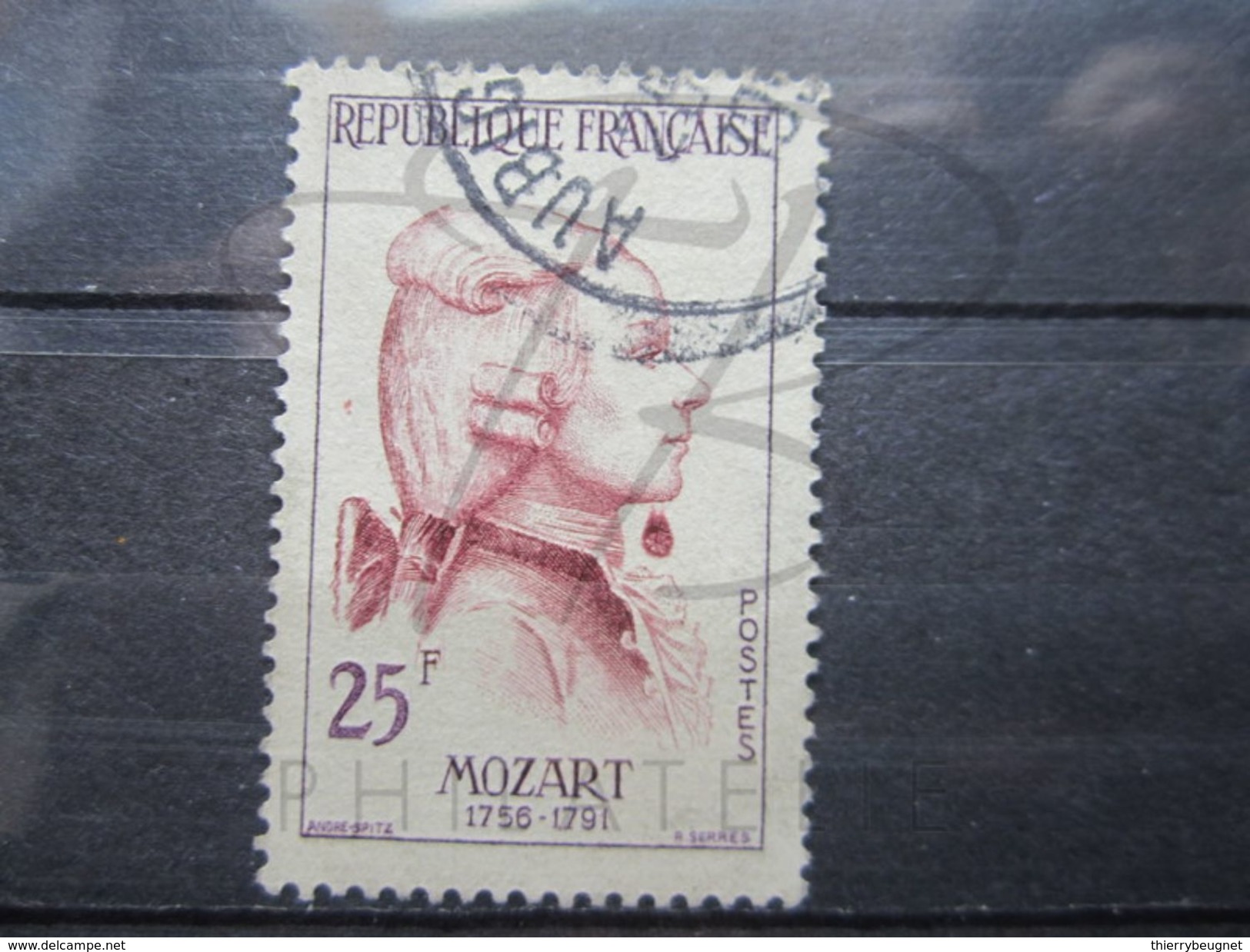 VEND BEAU TIMBRE DE FRANCE N° 1137 , TACHE SOUS LE MENTON !!! - Used Stamps