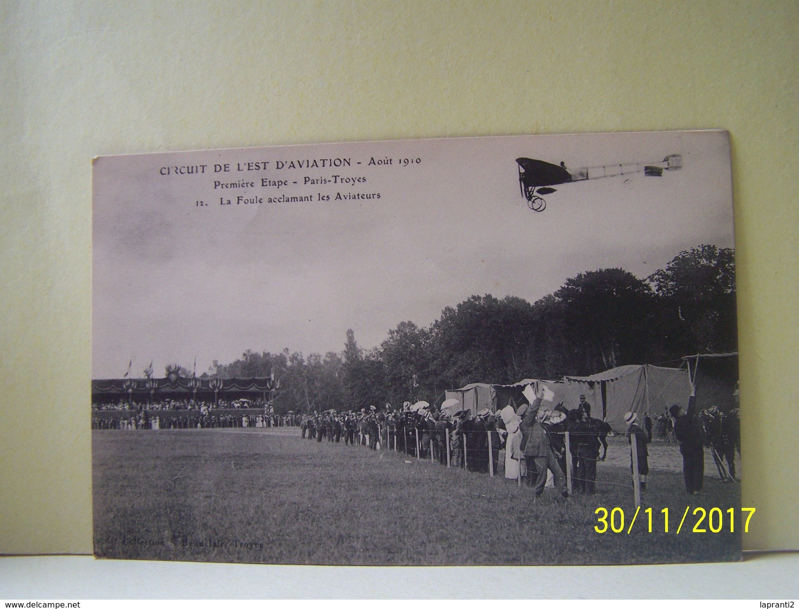 TROYES (AUBE)  CIRCUIT DE L'EST D'AVIATION. AOUT 1910. PREMIERE ETAPE PARIS-TROYES. LA FOULE ACCLAMANT LES...... - Troyes