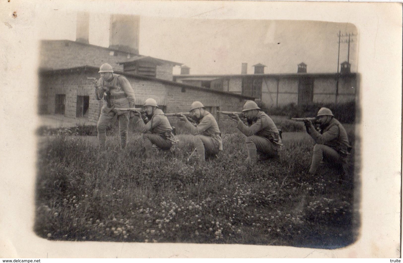 MULHEIM LES CANNONIERS DE L'ETAT MAJOR DU REGIMENT A LA GARDE (CARTE PHOTO) LE 6/06/1926 - Muelheim A. D. Ruhr