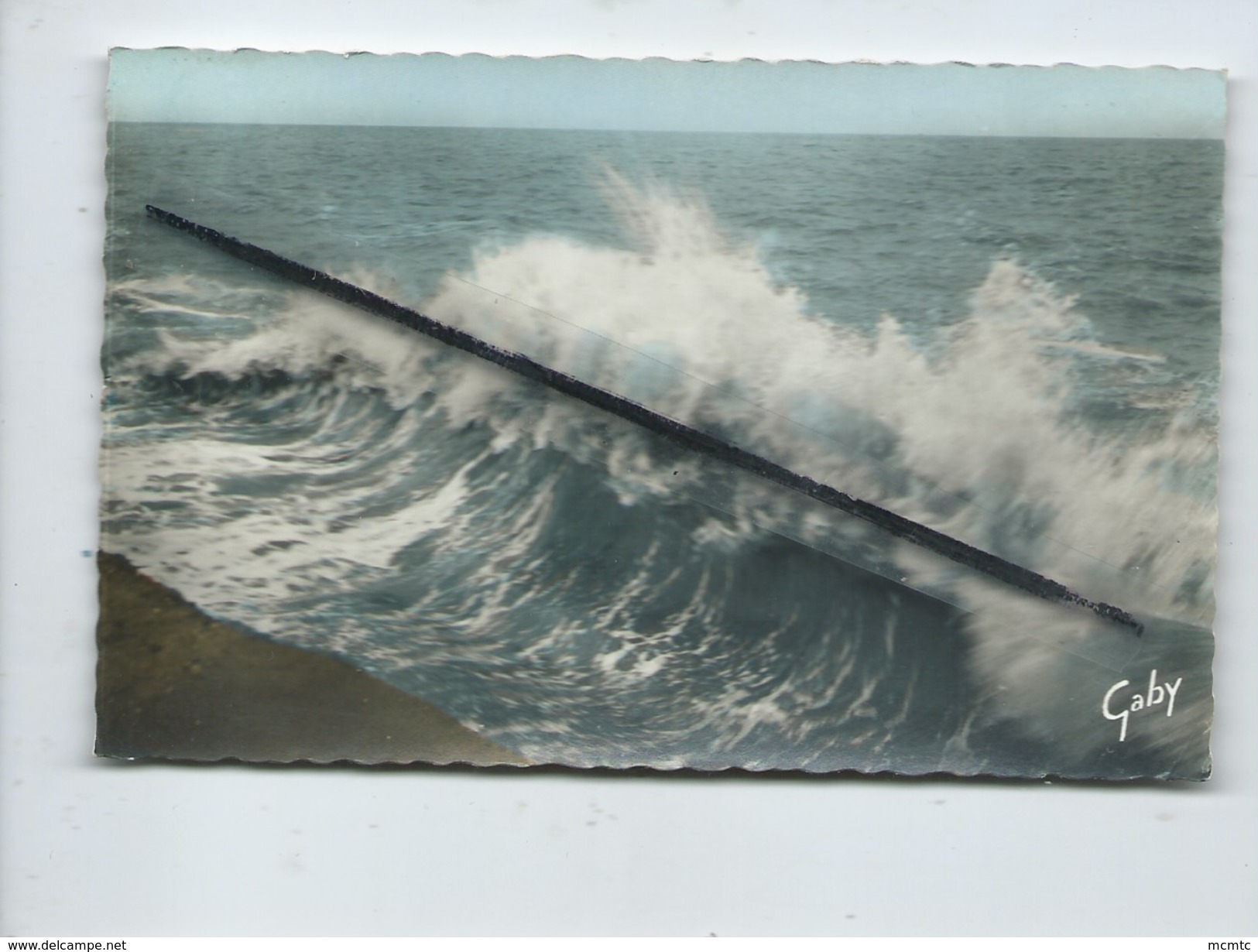 CPSM -   Berck Plage -(P.-de-C.) - (  Mer , Vague ) - Berck