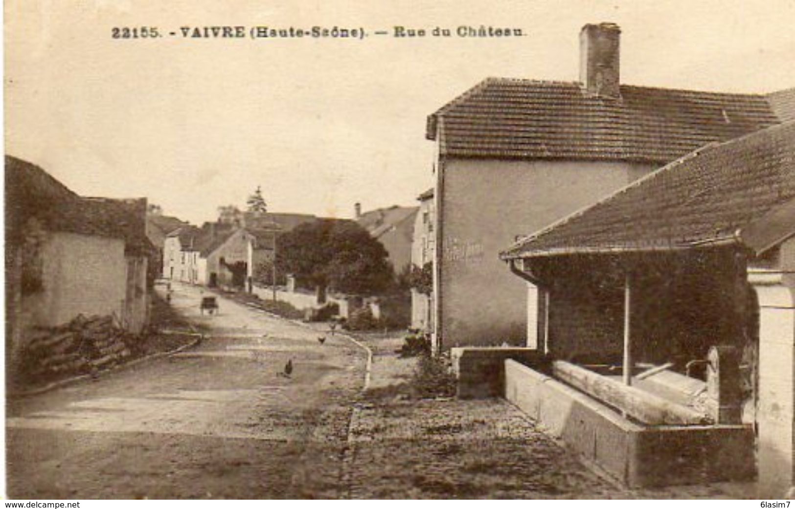 CPA - VAIVRE (70) - Aspect De La Rue Du Château Et De La Fontaine Lavoir Dans Les Années 20 - Other & Unclassified