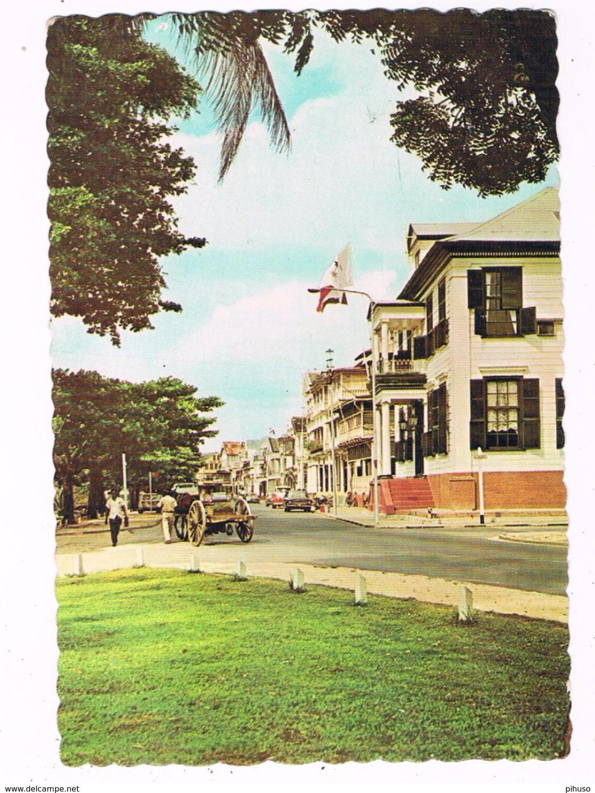 SUR-59   PARIMARIBO : Waterfrontstraat - Suriname