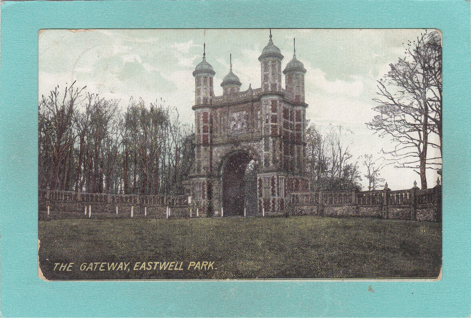 Old Postcard Of The Gateway,Eastwell Park,Ashford, Kent,England. United Kingdom,,Posted.V41. - Other & Unclassified
