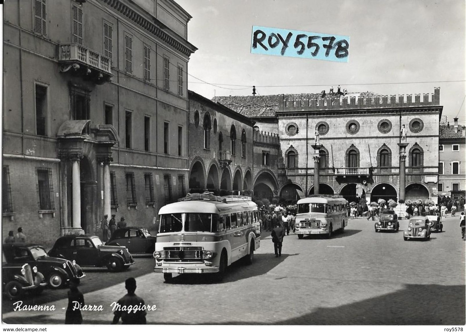 Emilia Romagna-ravenna Citta Piazza Maggiore Veduta Partenza Auto Corriera D'epoca Varie Automobili Animatissima Anni 50 - Ravenna