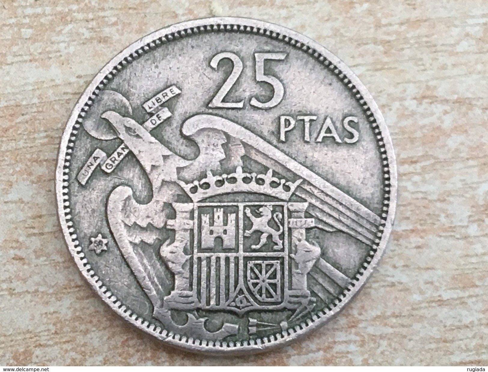 1957 (58) Spain Espana 25 Pesetas Coin, Scarce Date - VF Very Fine - 25 Pesetas