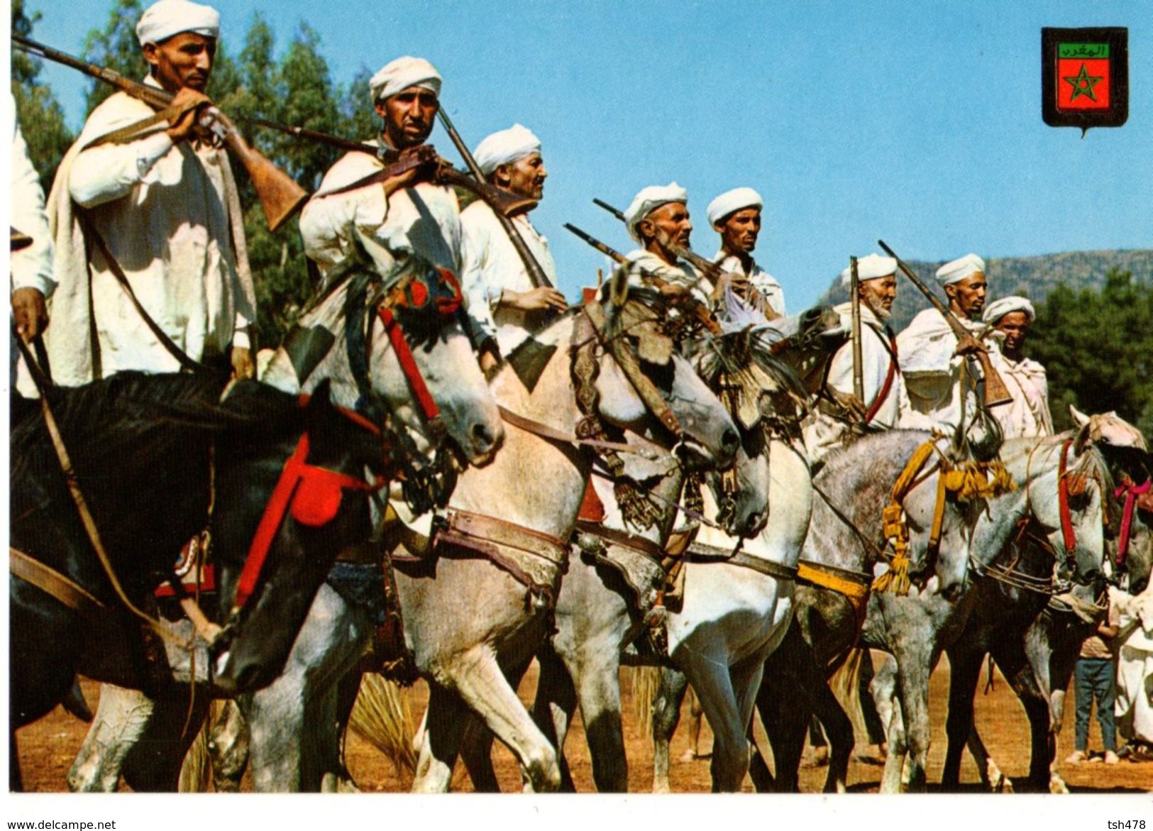 MAROC---Marruecos Tipico--cavalerie Typique--voir 2 Scans - Autres & Non Classés