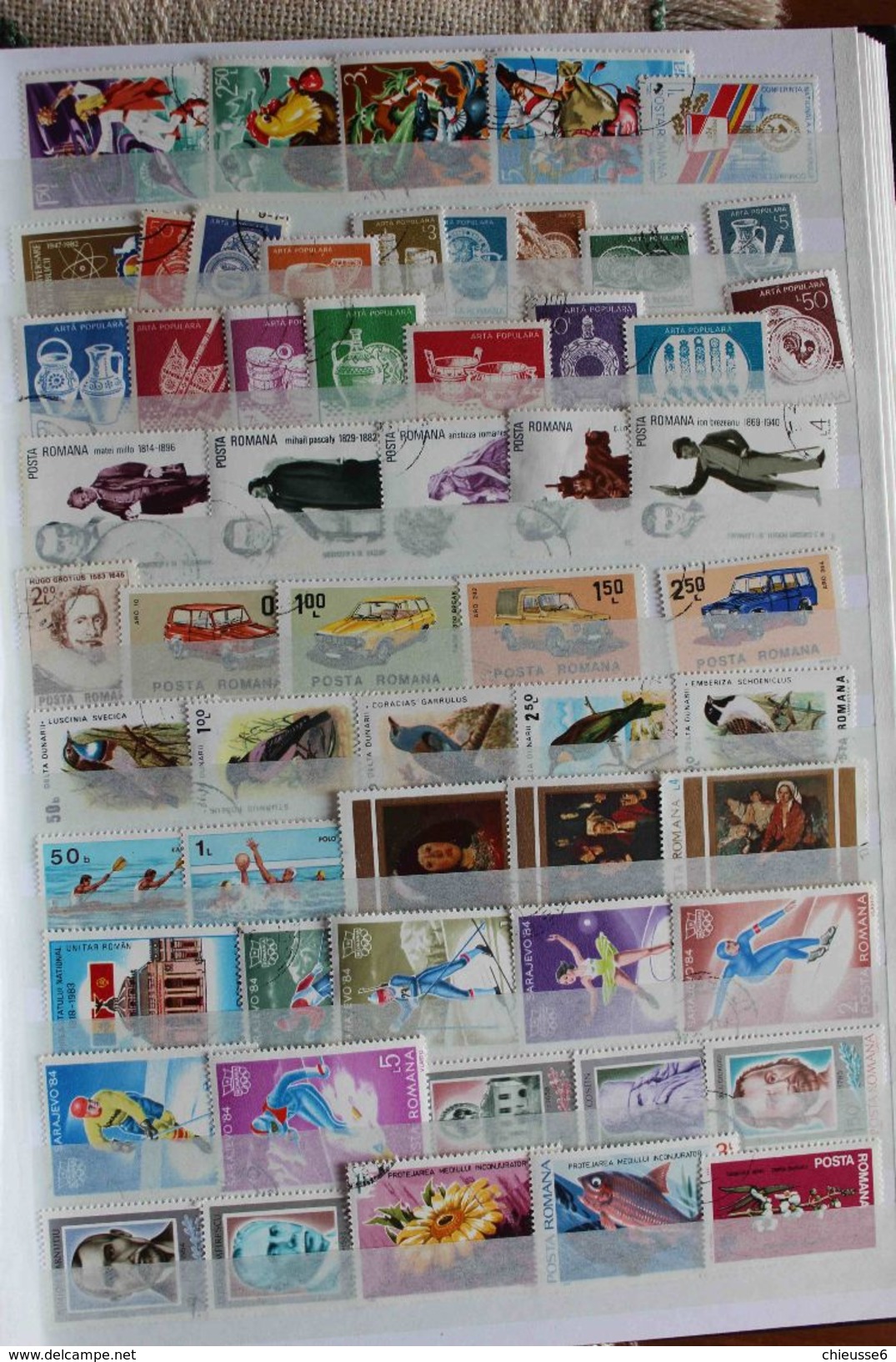 Roumanie Collection  + 800 Timbres Dans Classeur Neuf - Collections (en Albums)