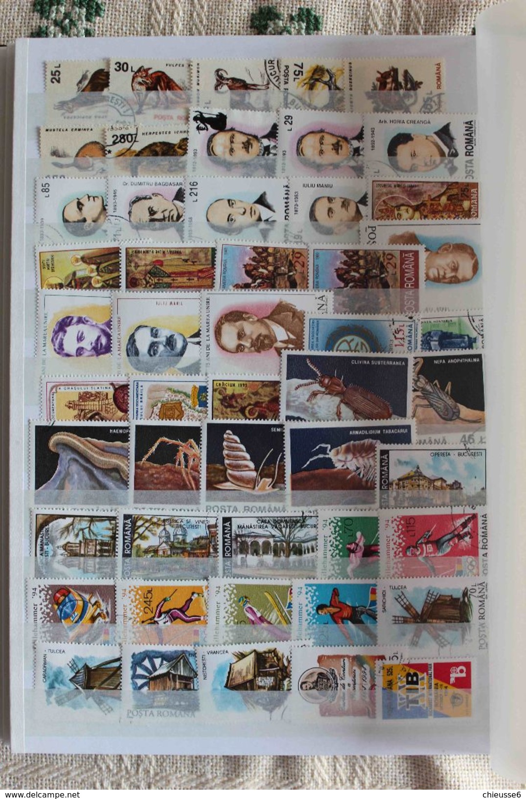 Roumanie collection  + 800 timbres dans classeur neuf