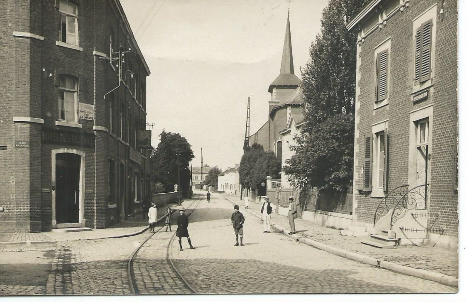 Bassenge :rue De L'église Photo Carte - Bassenge