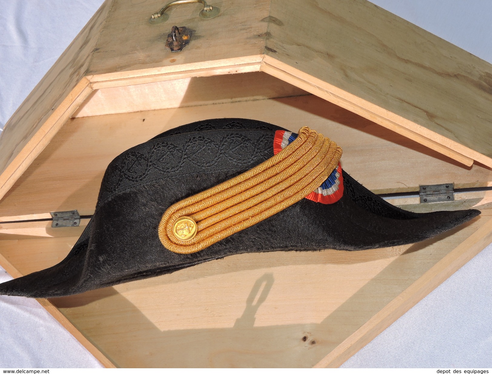 SUPERBE BICORNE OFFICIER MARINE NATIONALE + BOITE TRANSPORT -- III° REPUBLIQUE