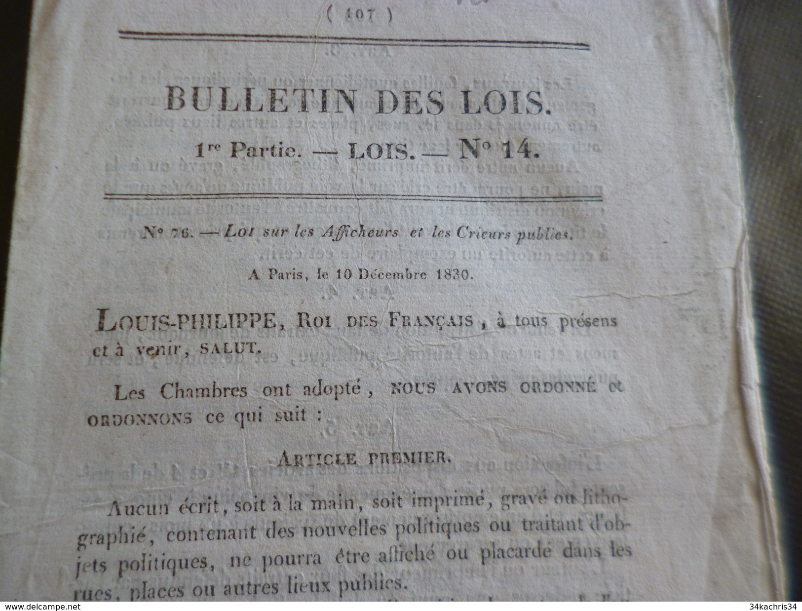 Lot 8 Bulletins des lois thème presse journaux crieurs publics journaux périodiques afficheurs