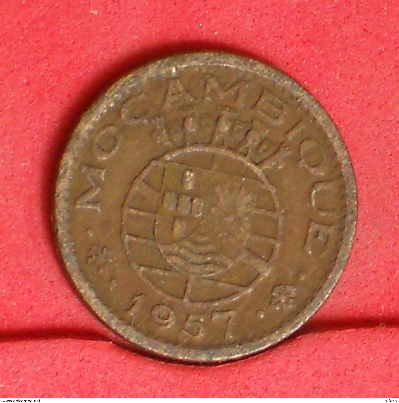 MOZAMBIQUE 50 CENTAVOS 1957 -    KM# 81 - (Nº19204) - Mozambique