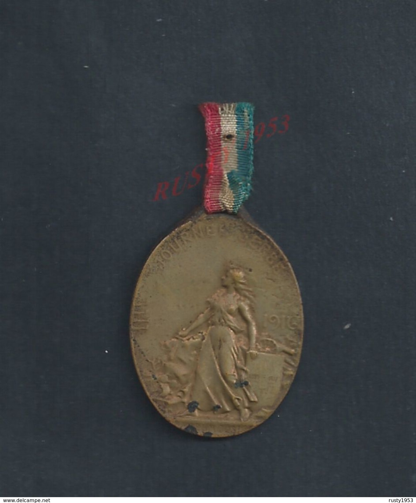 MILITARIA MEDAILLE MILITAIRE INSIGNE JOURNEE SERBE 1914/18 : - Armée De Terre