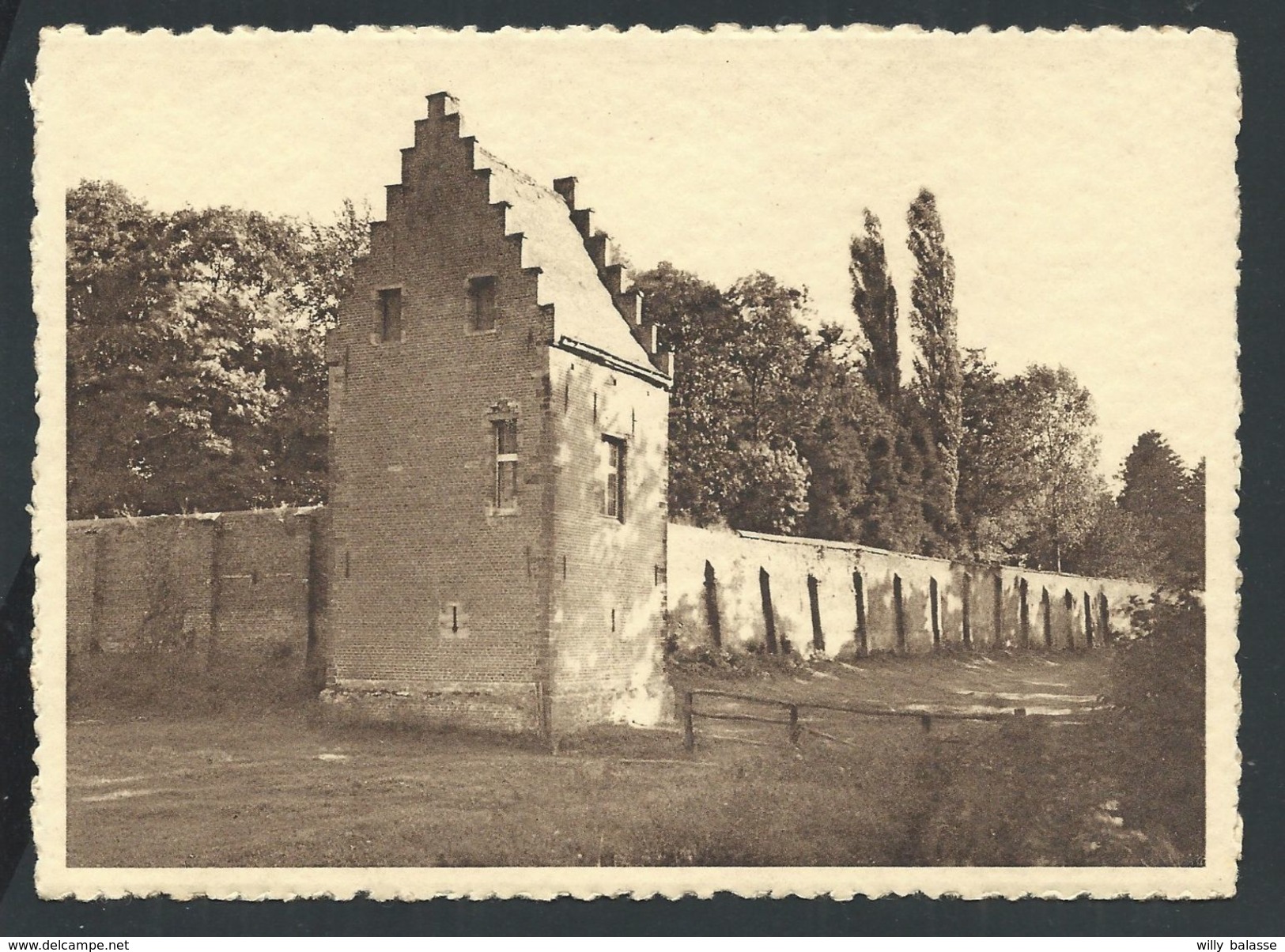 Abbaye Nobertine De Tongerloo  Pavillon Du Début Du XVIe Siècle (côté Extérieur) - Westerlo