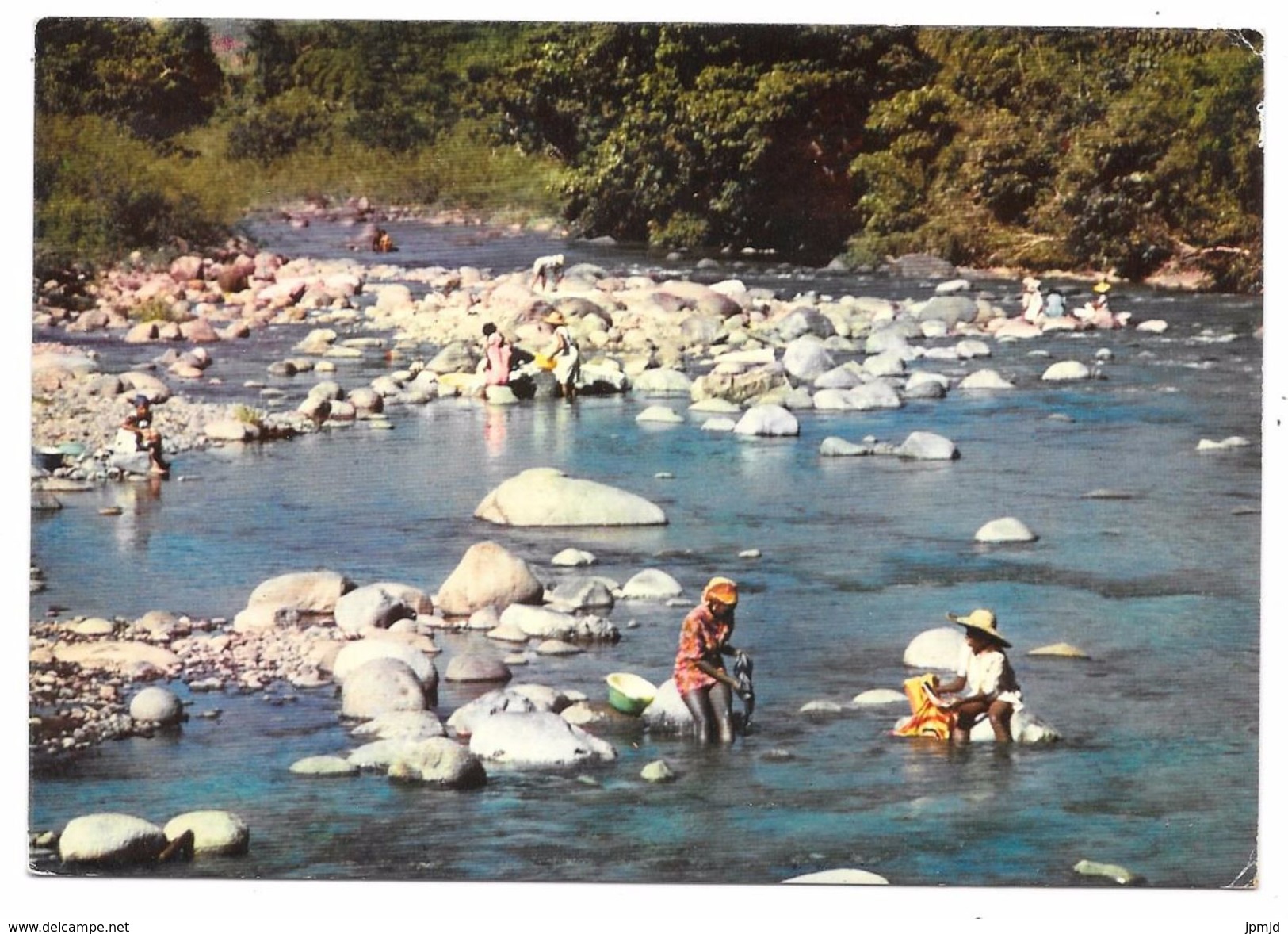 97 - GUADELOUPE - Lavandières - Ed. Antilles Touristique N° 257 - 1975 - Autres & Non Classés