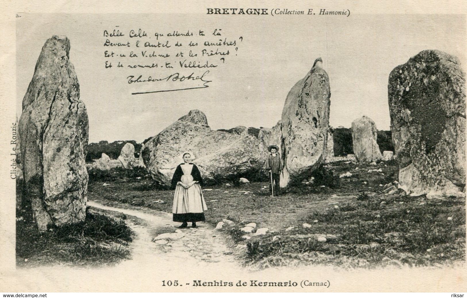 MENHIR(CARNAC) KERMARIO - Dolmen & Menhirs