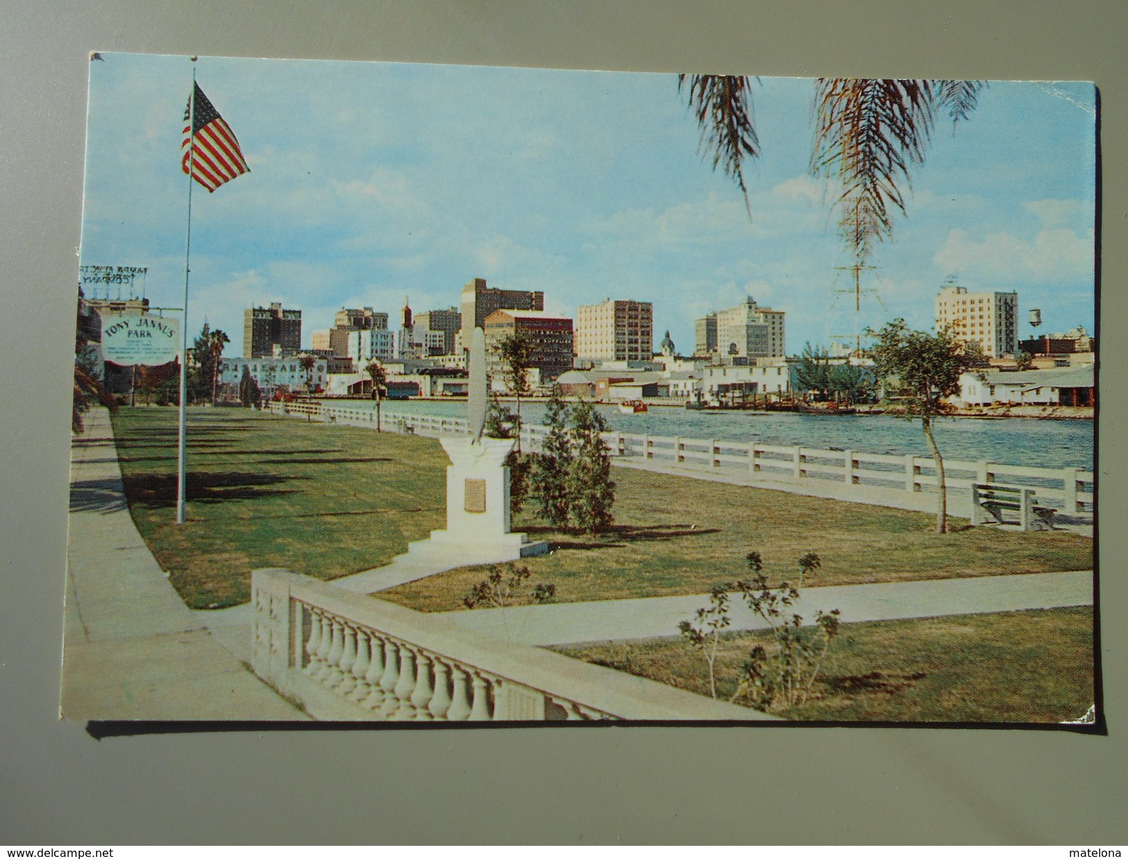 ETATS-UNIS FL FLORIDA  TONY JANNUS PARK IN DOWNTOWN TAMPA COMMEMORATING SITE......... - Tampa