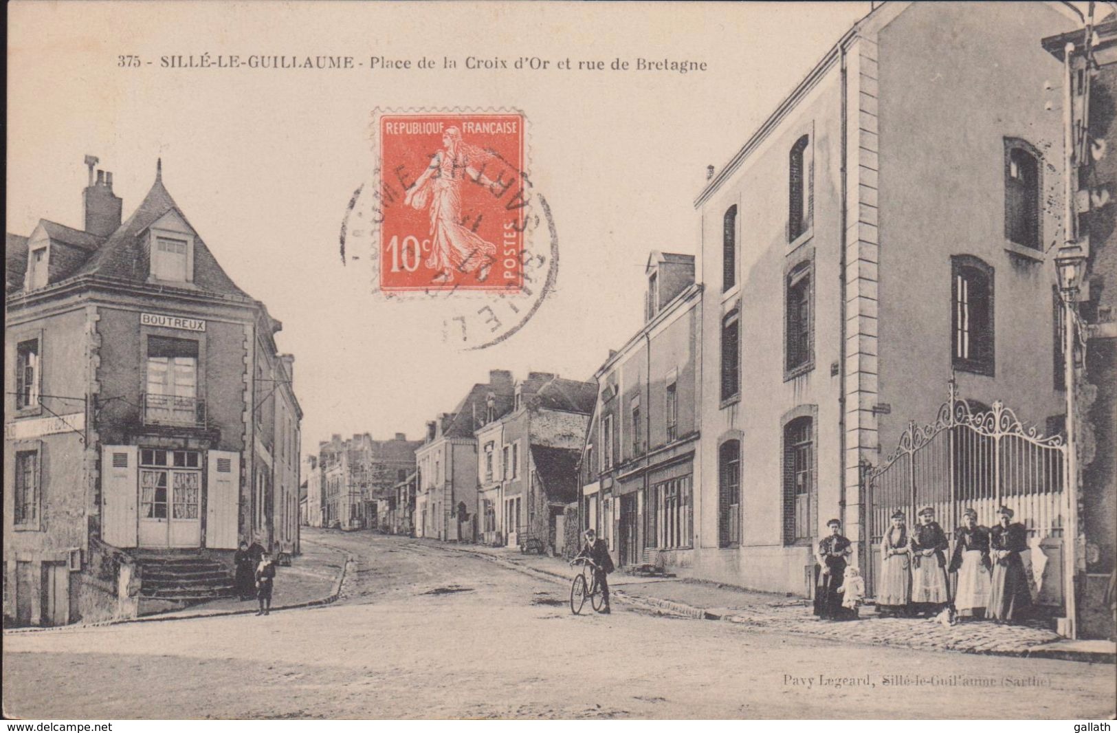 72-SILLE-LE-GUILLAUME-Place De La Croix D'Or Et Rue De Bretagne...1910  Animé - Sille Le Guillaume