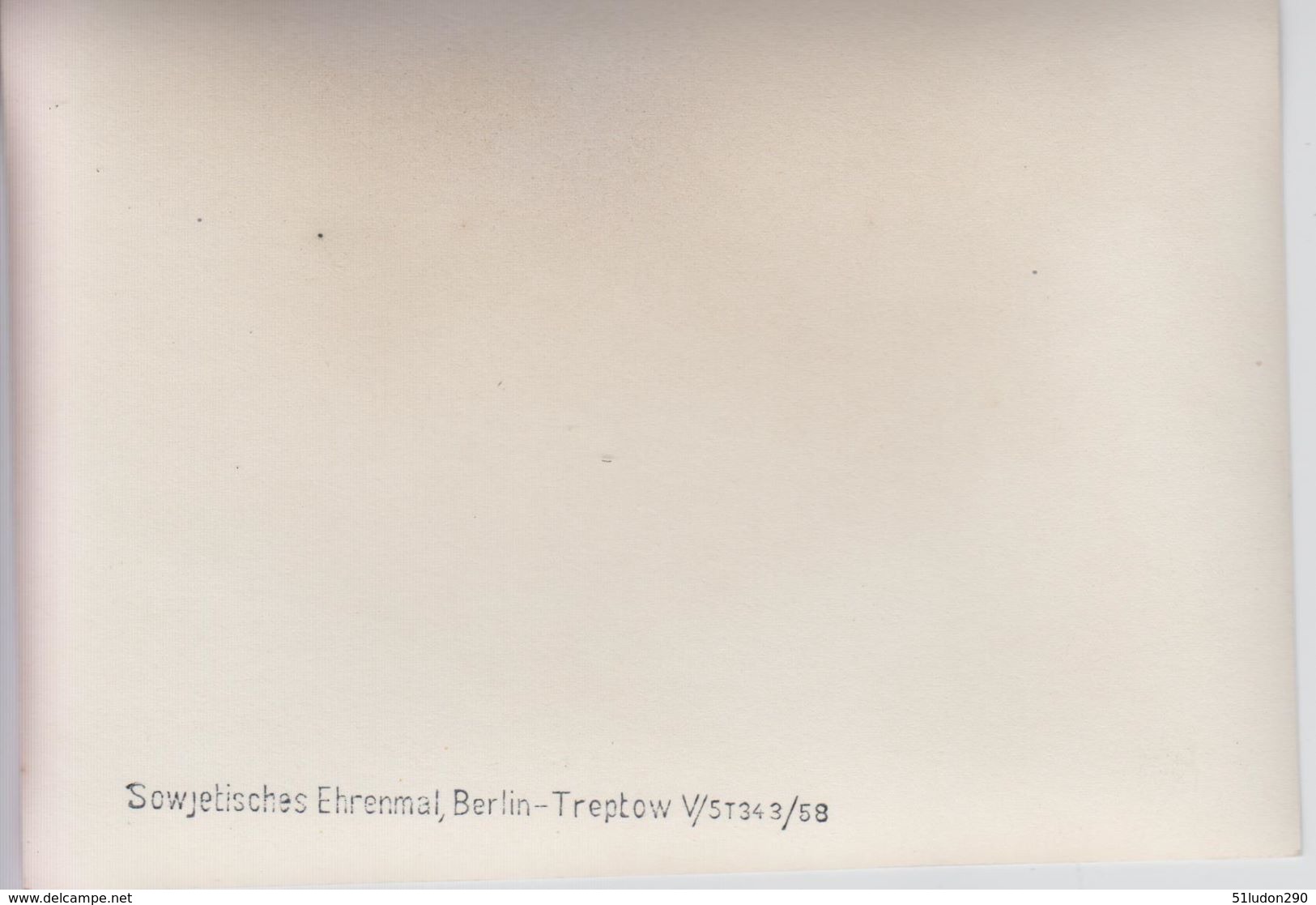 Lot De 12 CP Photos Ou Photos Berlin - Treptow Sowjetisches Erhenmal - Treptow