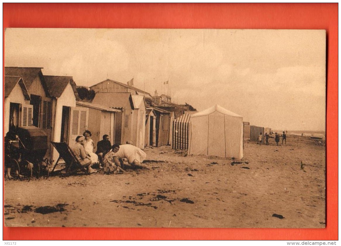 GAJ-37  Île De Ré, Plage. ANIME. Circulé Sous Enveloppe. Editeur: Bergevin, No 15835-1928 - Ile De Ré