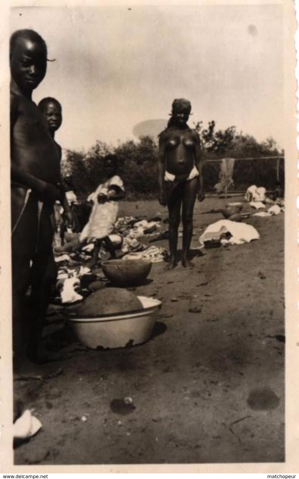 PETITE PHOTO D'AFRIQUE - MALI BAMAKI FEMMES LAVANT LE LINGE DANS LE FLEUVE NIGER 1941 - FEMMES SEINS NUS - Afrique