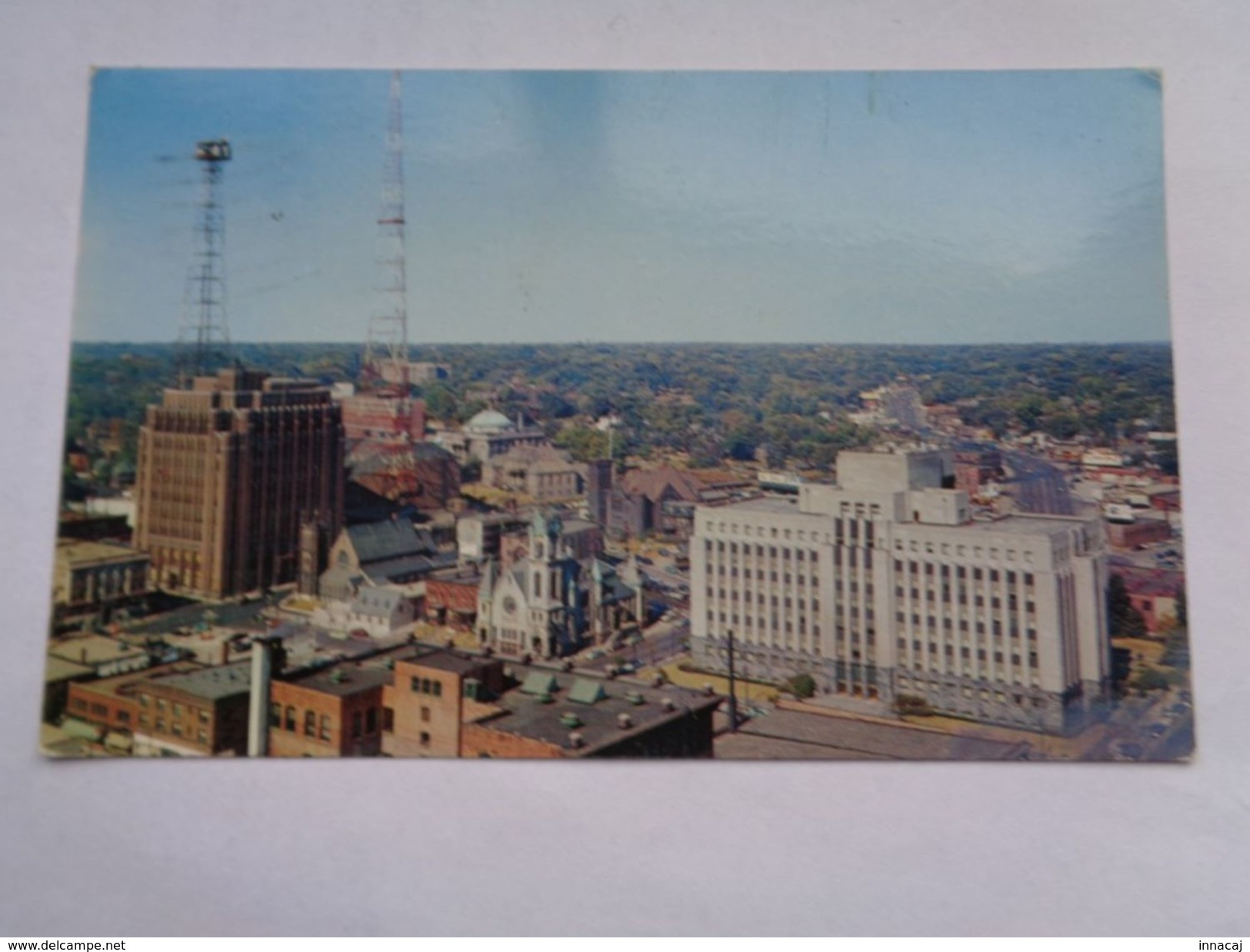 Réf: 27-1.         DES MOINES  Aerial View Of Banker's  Churches, The Telephone Building - Des Moines