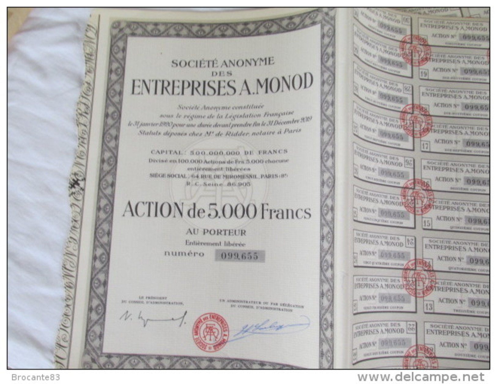 ACTION DE 5000 FR ENTREPRISE A MONOD DE 1920 AVEC 28 COUPONS - M - O