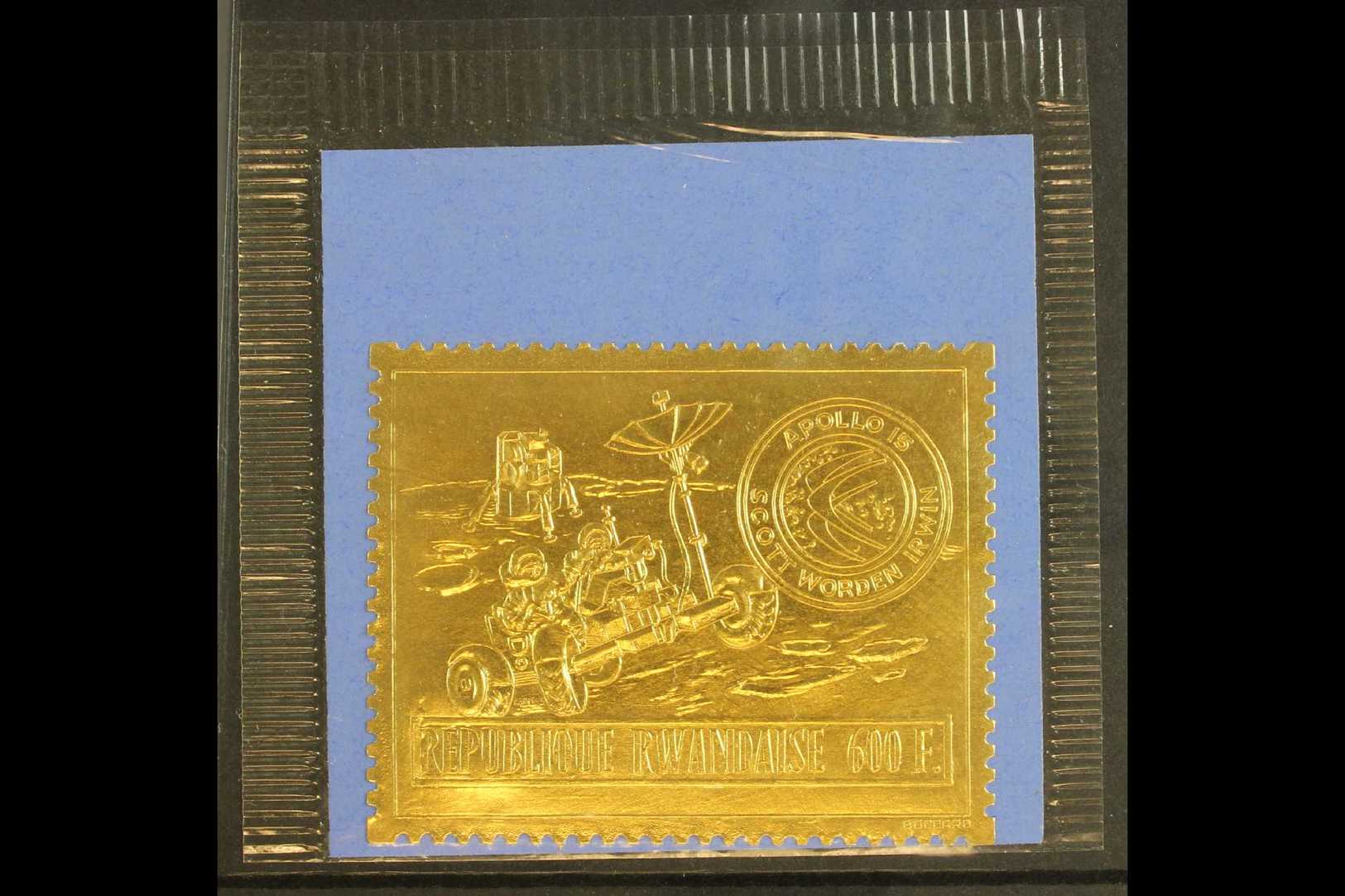 1972 600f Apollo 15 Gold Foil (Michel 473 A, SG 442), Superb Never Hinged Mint Still In The Original Packet. For More Im - Andere & Zonder Classificatie
