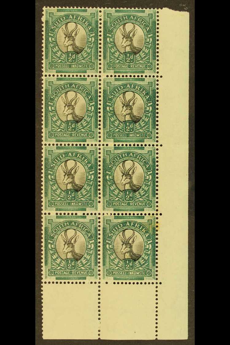 1933-48 ½d Grey & Green, Watermark Upright, Corner Block Of 8, SG 54aw, Small Tone Spot Affects One Pair, Otherwise Neve - Non Classés